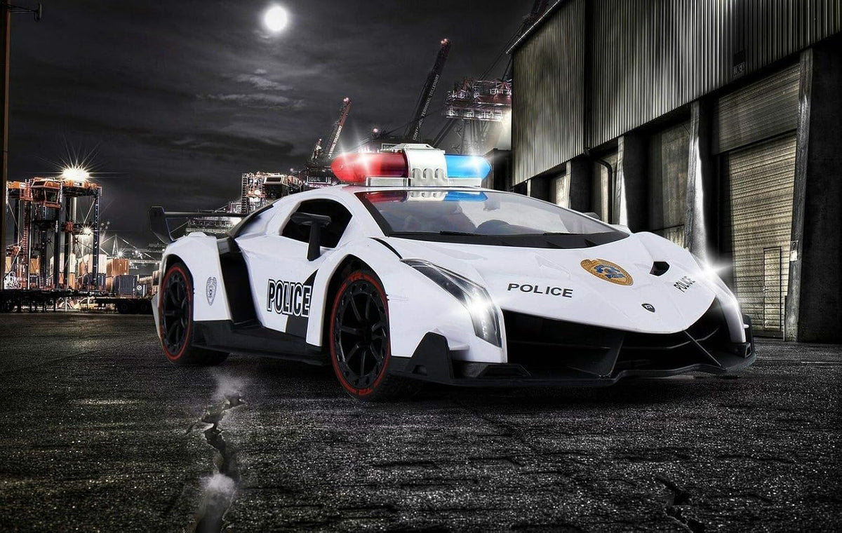 Remote Control Police Car 1:12 Scale 2.4Ghz D900585