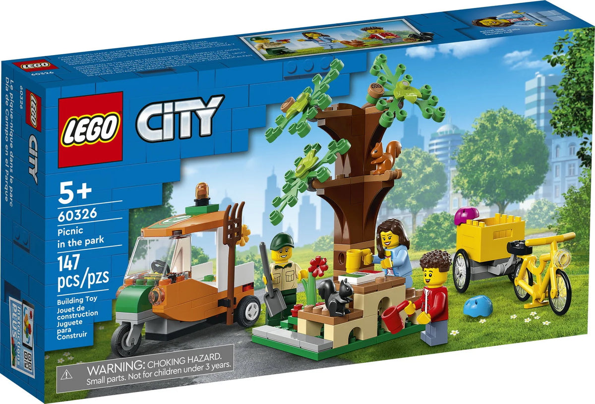 147 Piece Building Kit with 3 Minifigures Z1603