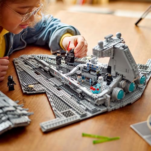 LEGO Star Wars Imperial Star Destroyer Building Toys Set with 6 Minifigure Toys A666