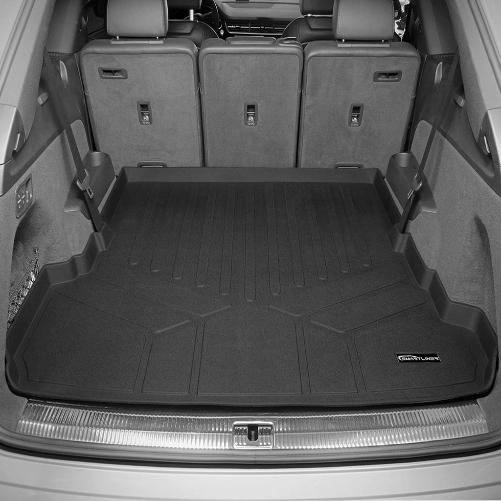 Black Cargo Liner P346