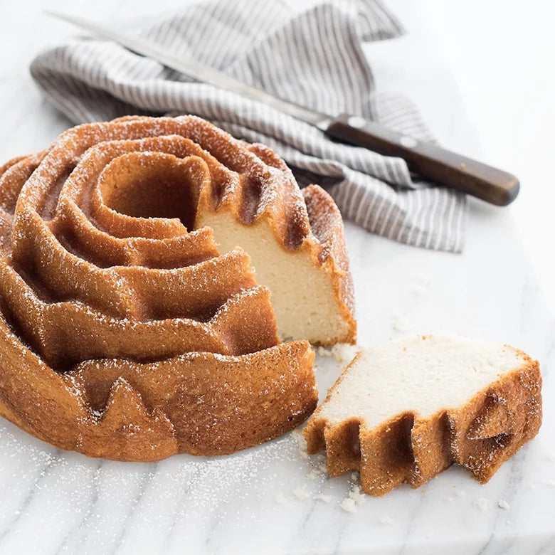 Cast Aluminum Bundt Pan D463649