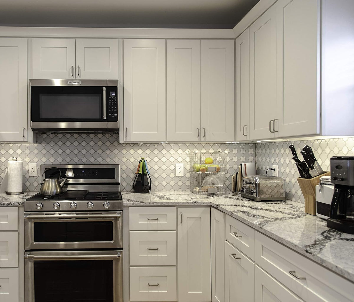 White Kitchen Wall Cabinets G681450