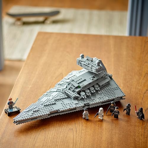 LEGO Star Wars Imperial Star Destroyer Building Toys Set with 6 Minifigure Toys A666