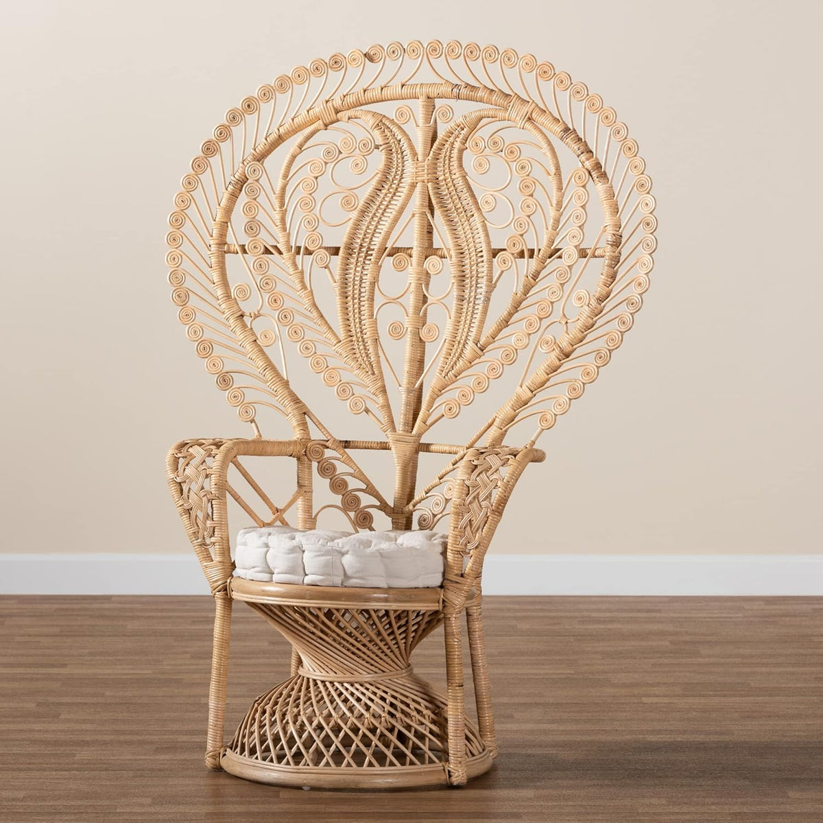 Oversized Natural Rattan Peacock Chair H9434