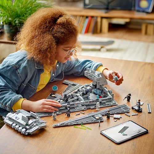LEGO Star Wars Imperial Star Destroyer Building Toys Set with 6 Minifigure Toys A666