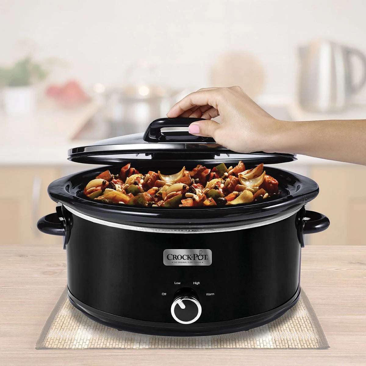 6-qt. Oval Slow Cooker, Black K558
