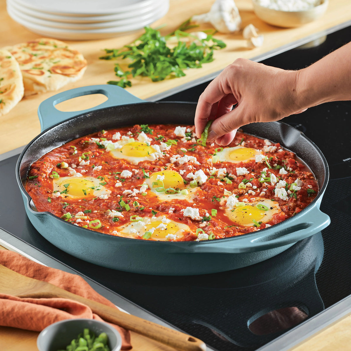 14 inch Cast Iron Skillet with Side Handles L8421